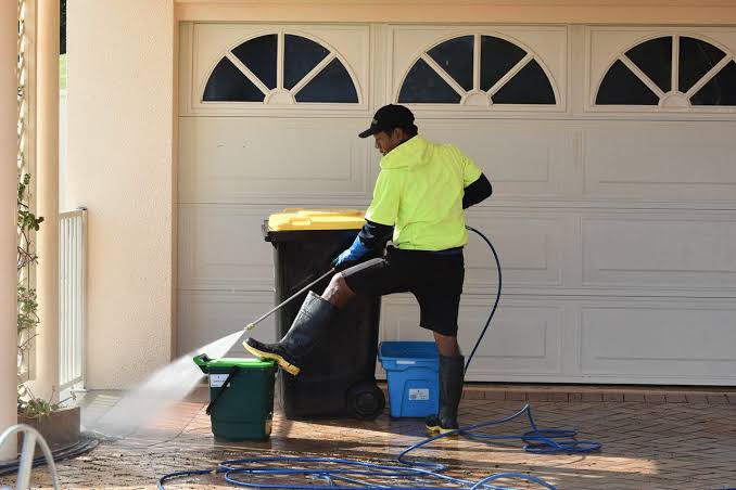 Best Pressure Washing Tips For A Sparkling Clean Home